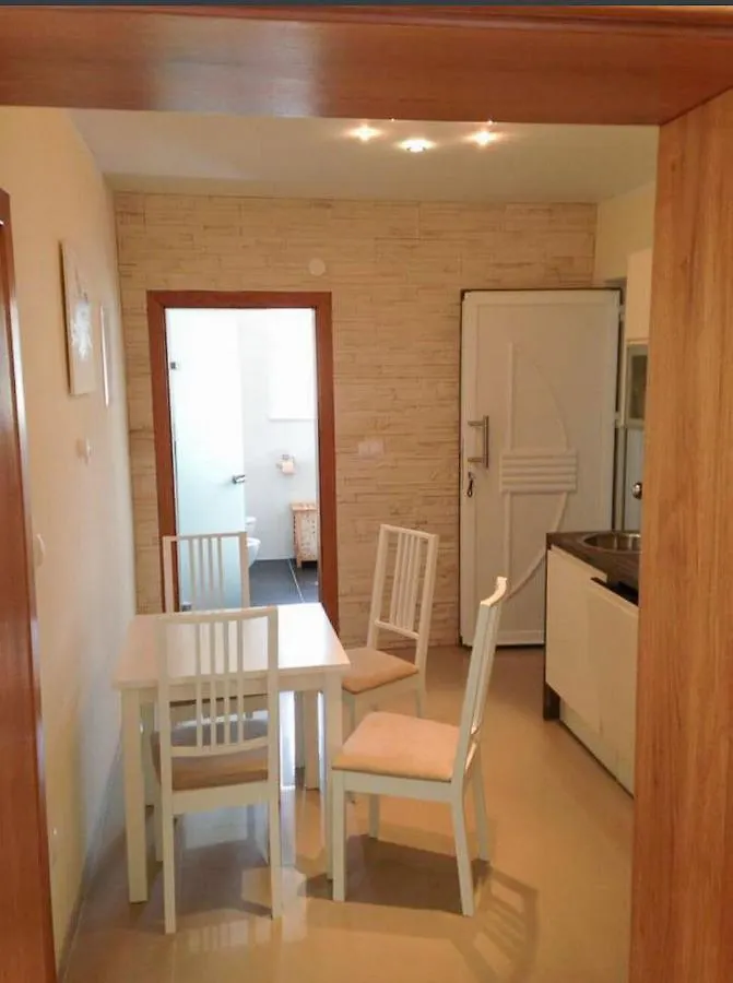 Apartments Spomenka Zvonko Lopar Croatia