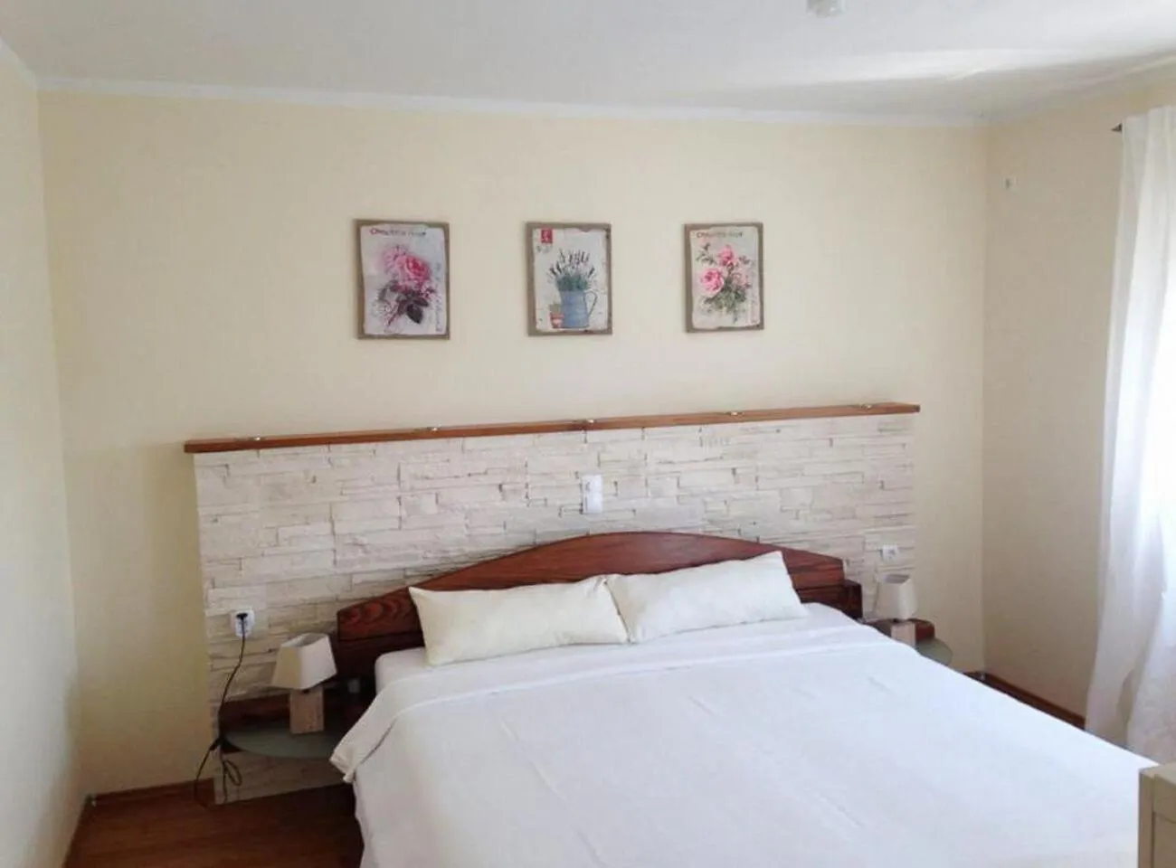 Apartments Spomenka Zvonko Lopar