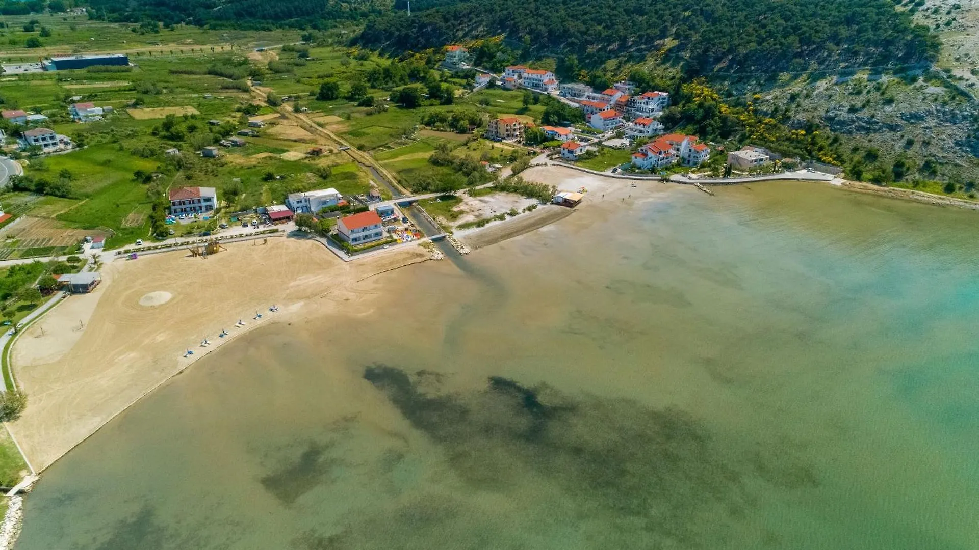 Apartments Spomenka Zvonko Lopar 0*,