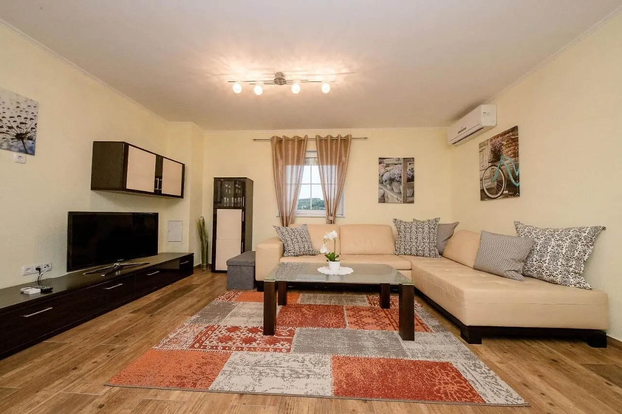 Apartments Spomenka Zvonko Lopar Croazia